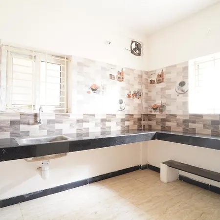 Nini Residency 666 Apartment Coimbatore Exterior photo